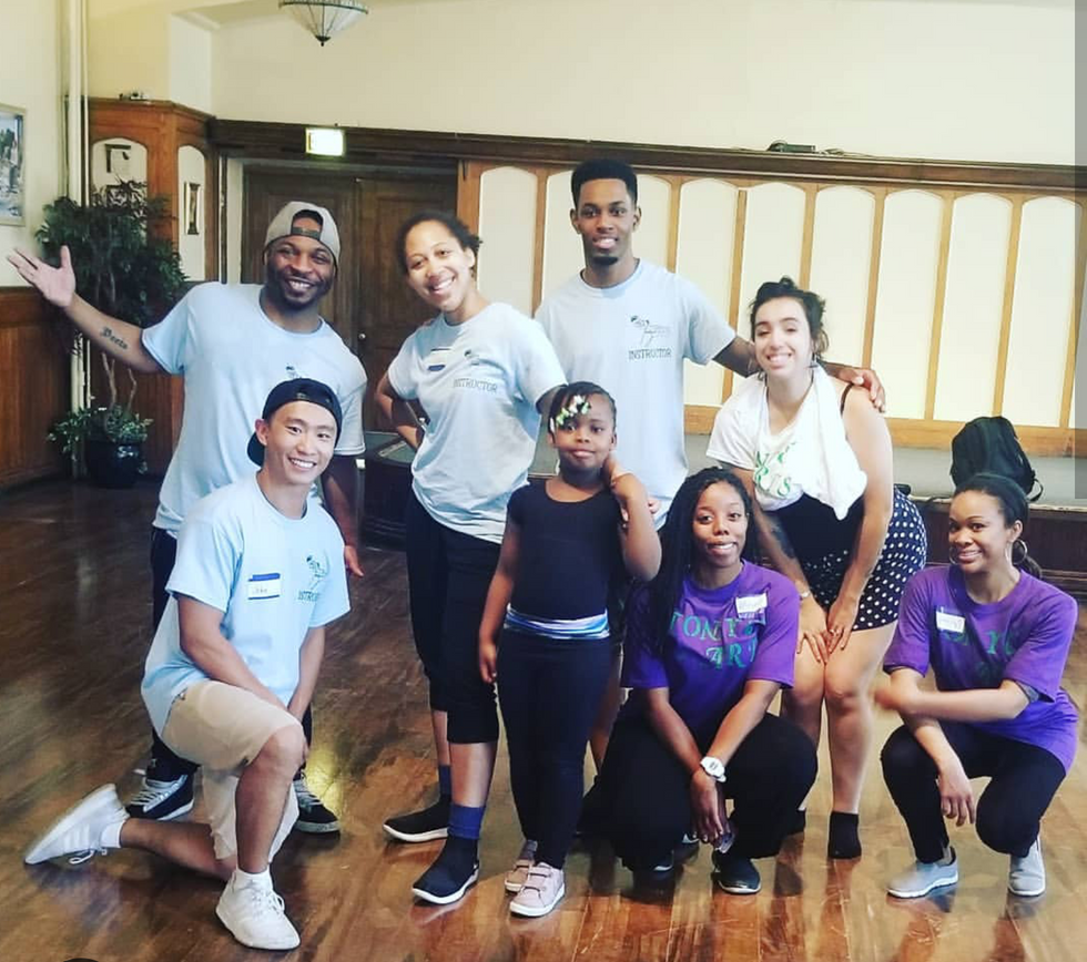 How One Teacher Uses Dance to Combat Memorial Day Weekend Gun Violence in Chicago post thumbnail image